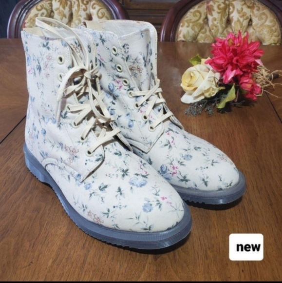 Dr. Martens Shoes - Dr. Marteens Canavas Boots
